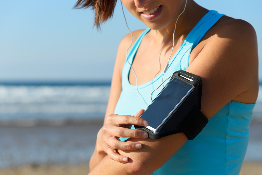 During cardio training you can use special bands for your smartphone to make it easier to use it during the running sessions!